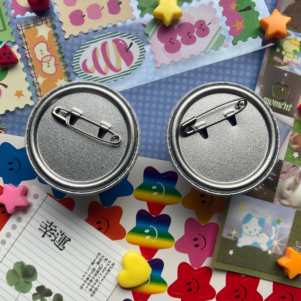 Apple dog metal back buttons