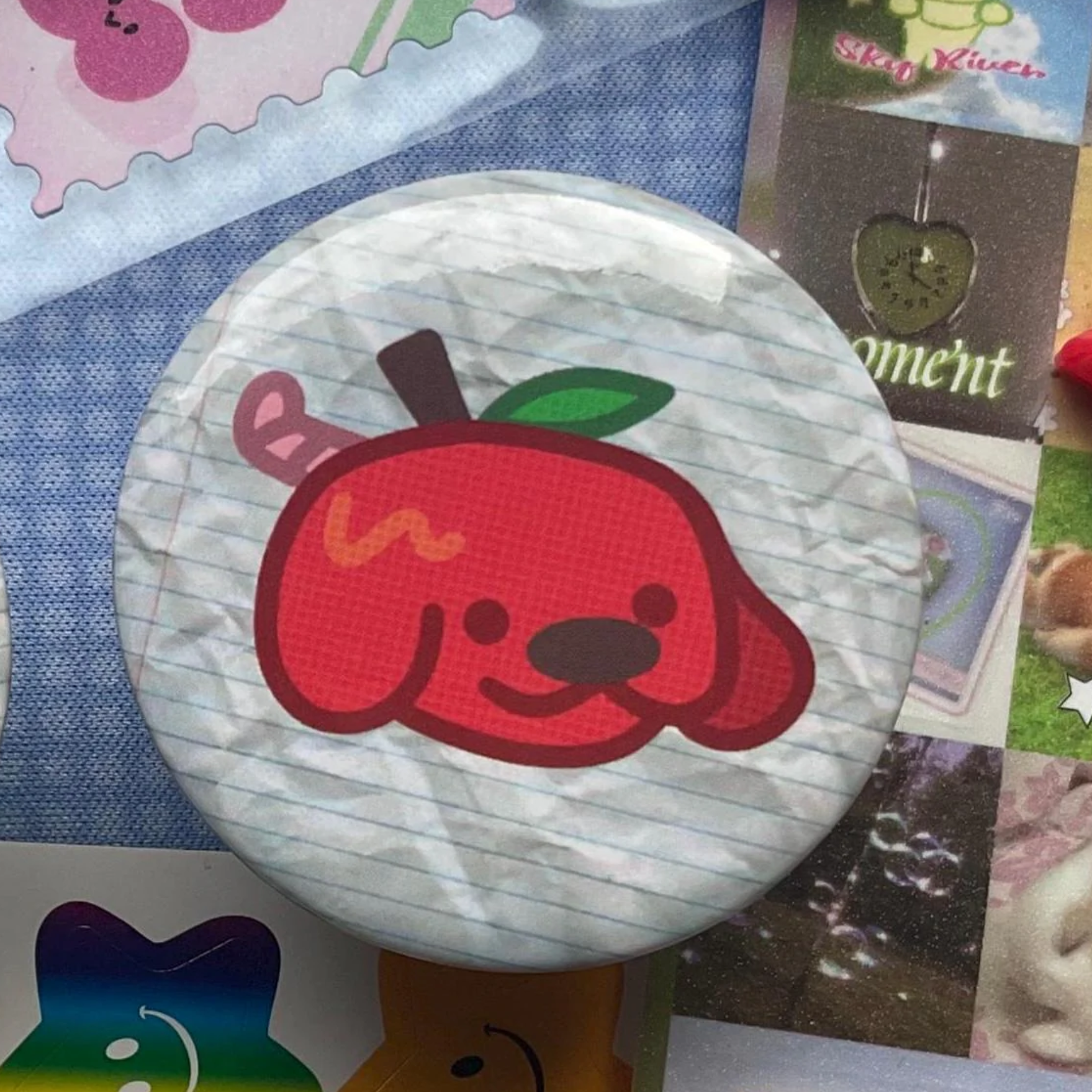 Apple dog metal back buttons