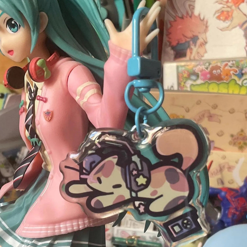 Headphone cat keychain